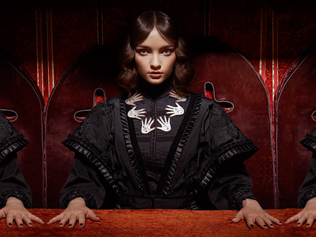 AW14 Seance Hands: is there anybody there?