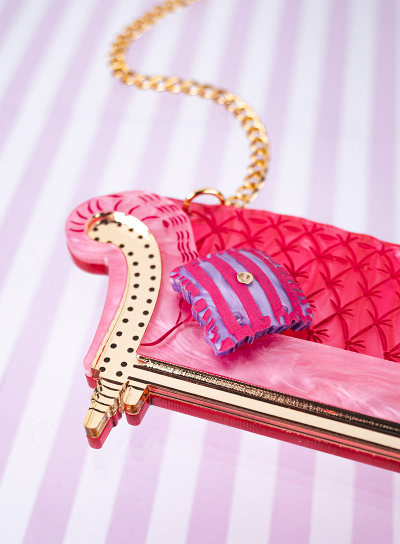 Chaise Longue Necklace