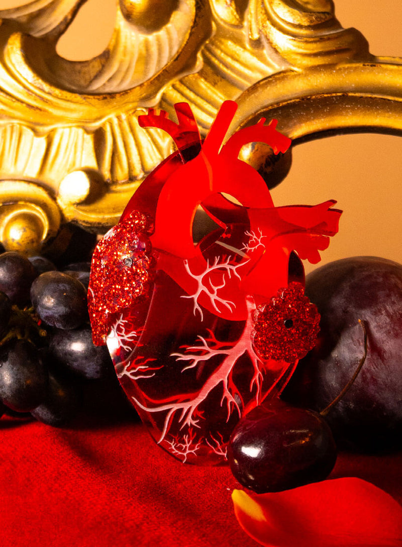 Eternal Heart Brooch Flatlay