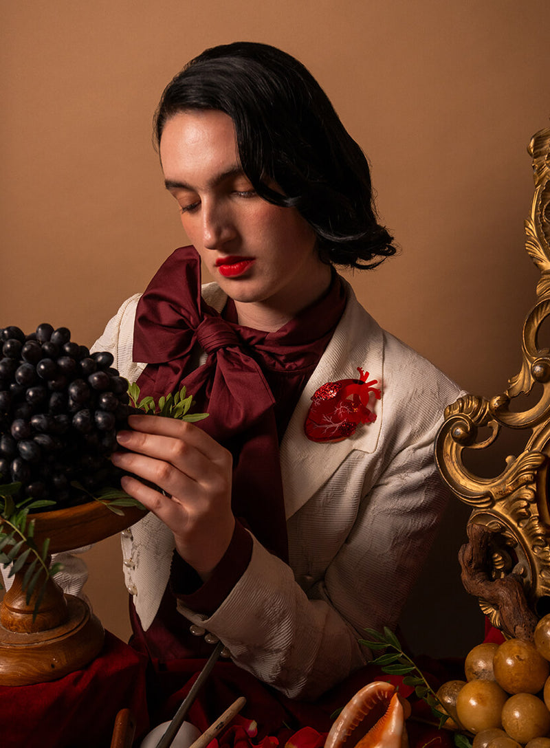 Eternal Heart Brooch Model