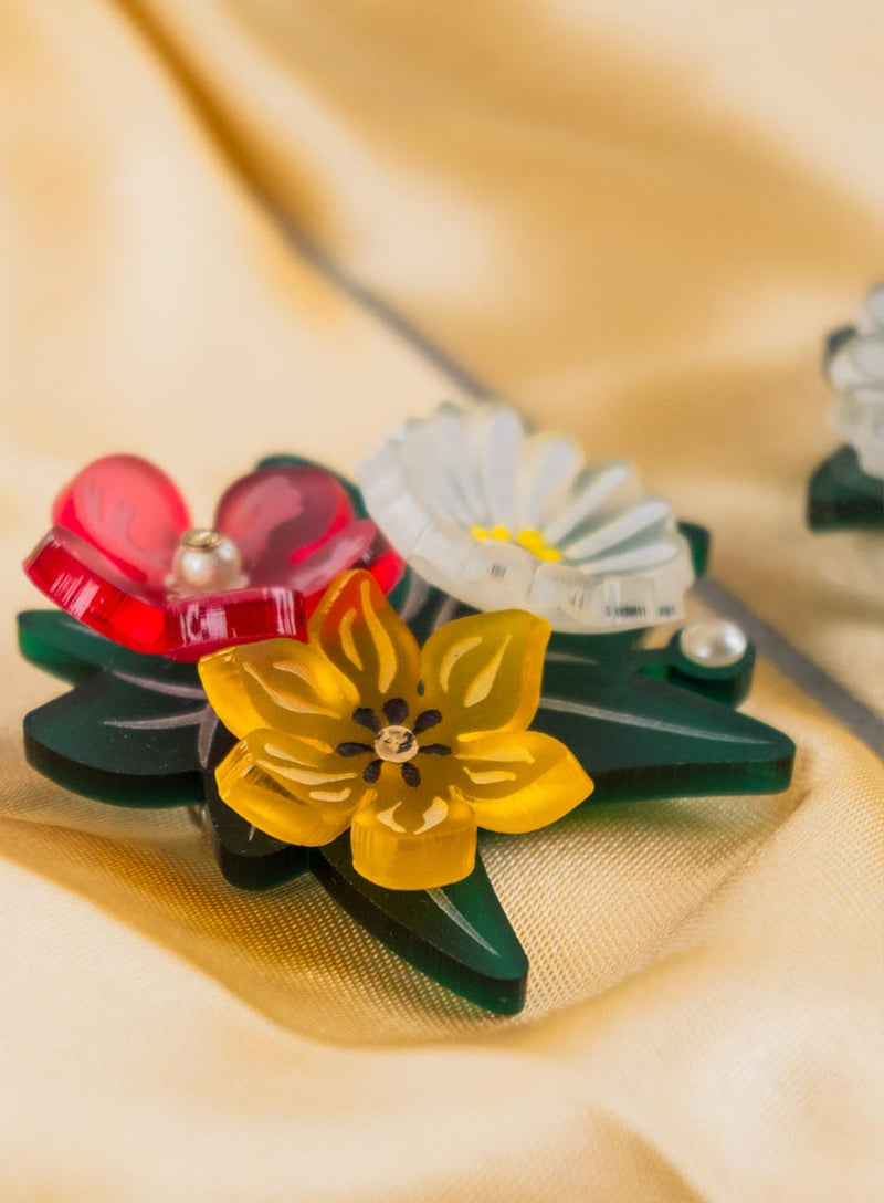 Primavera Flowers Brooch Flatlay