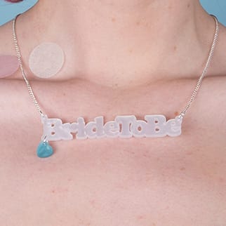 Personalise a name necklace for your wedding day