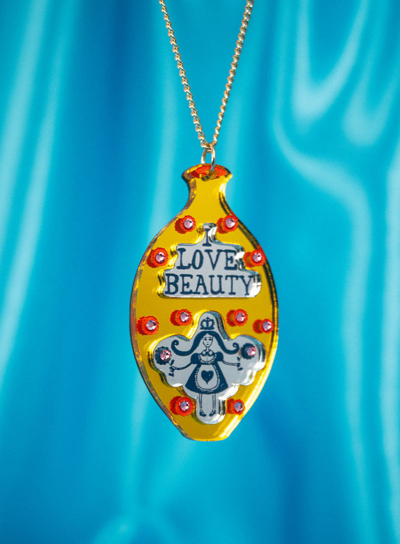 I Love Beauty Vase Pendant