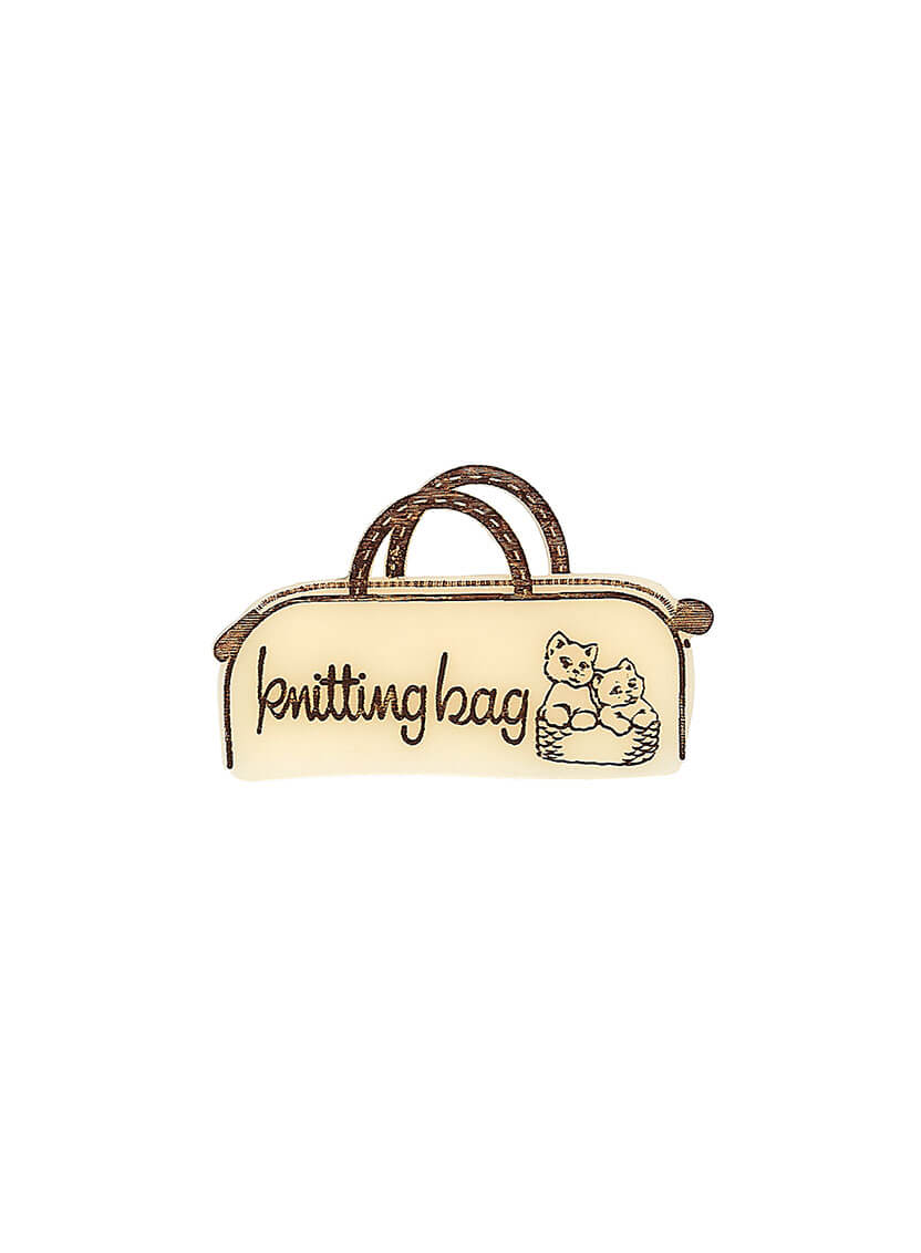 Knitting Bag Brooch with Kittens etched on the side