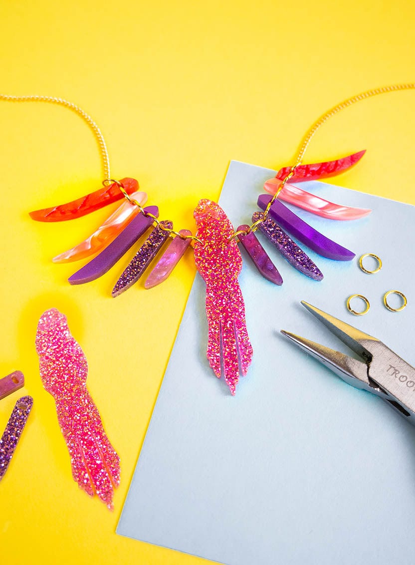 Tatty Devine Parakeet Necklace Kit - Pink and Purple - Gold Chain