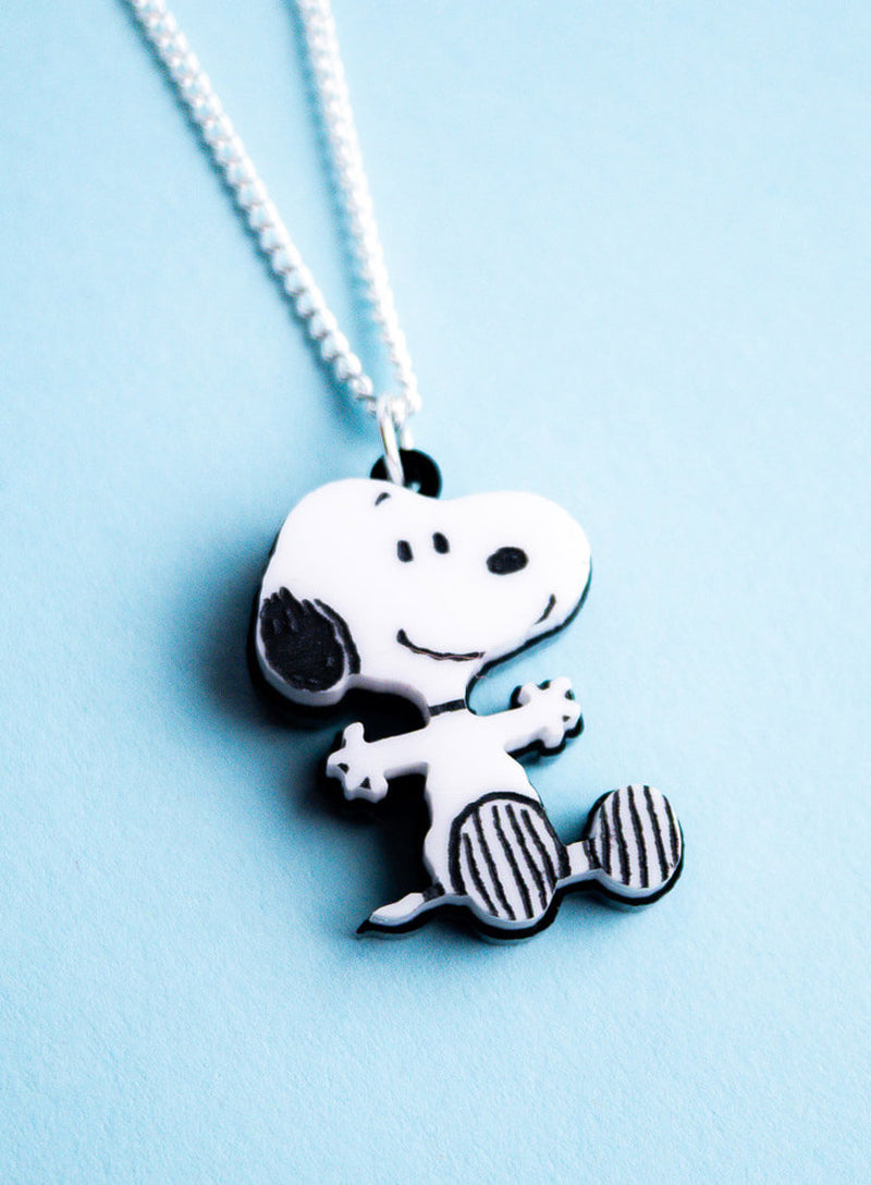 Snoopy Hug Pendant