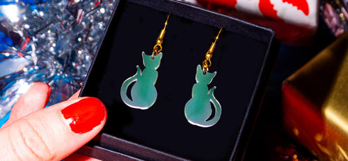 Gifts for people who have everything: under £35!