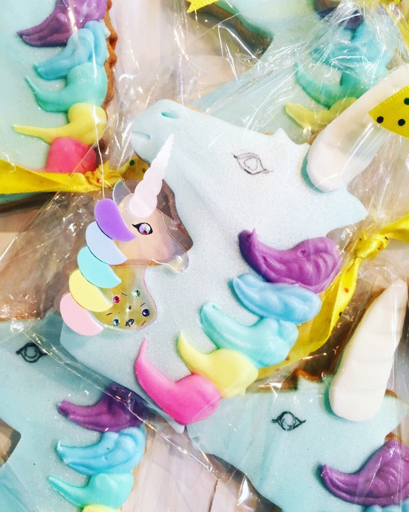 MAGICAL UNICORN BISCUITS!
