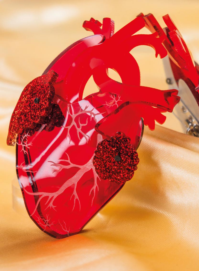 Eternal Heart Brooch Flatlay