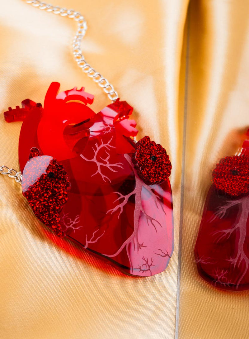 Eternal Heart Necklace Flatlay