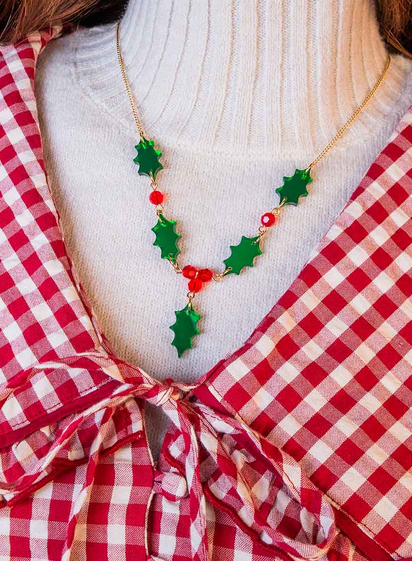 Holly Berry Garland Necklace