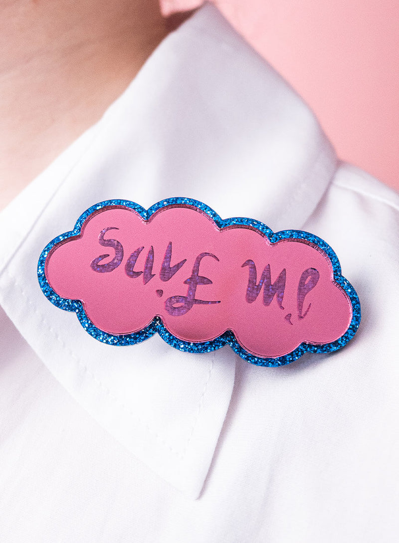 I'M FINE ƎW ƎꓥⱯS Brooch