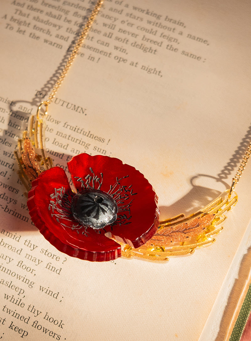 Wild Poppy Small Necklace