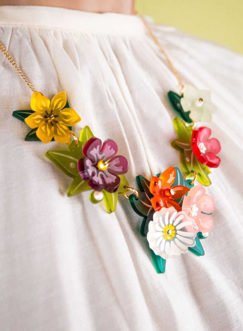 Primavera Flowers Necklace Closeup
