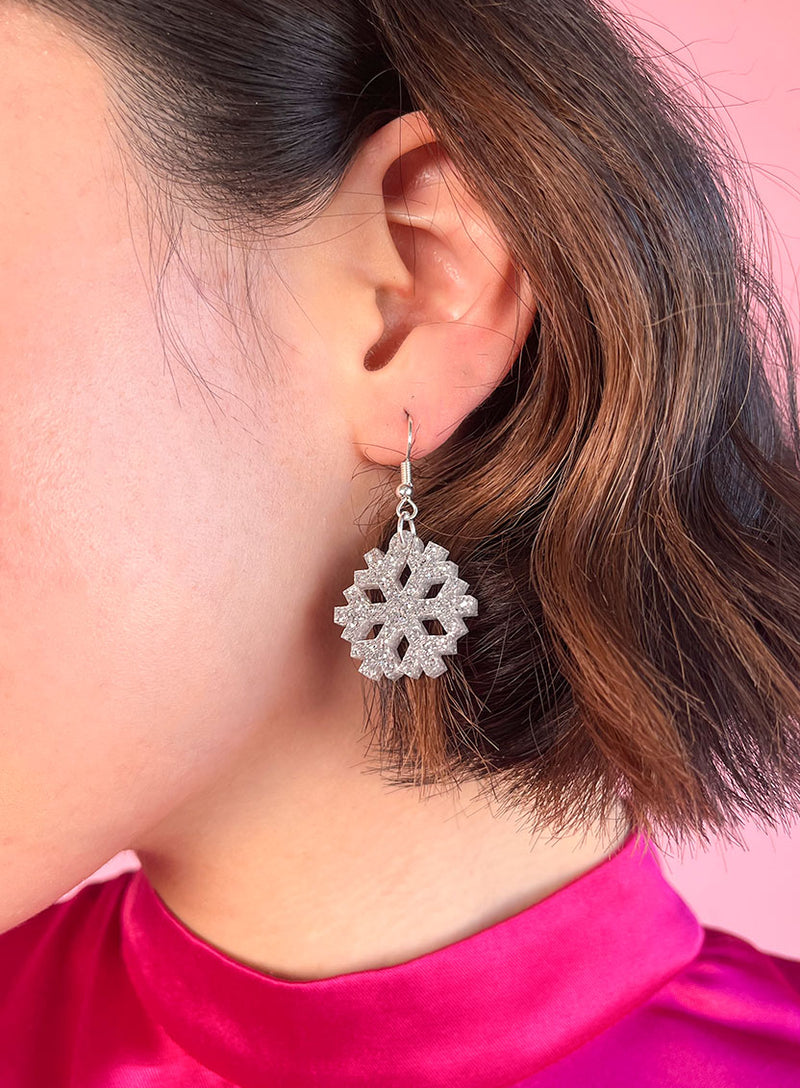 Snowflake Earrings - Glitter Silver