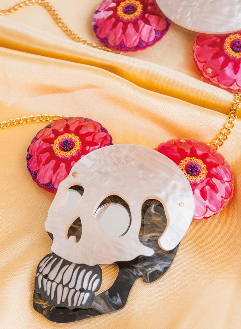 Vanitas Skulls Necklace Flatlay