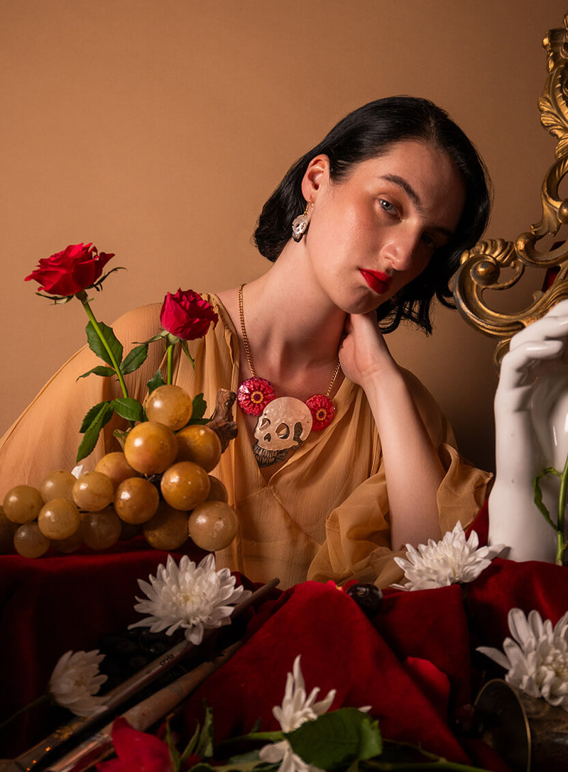 Vanitas Skulls Necklace Model