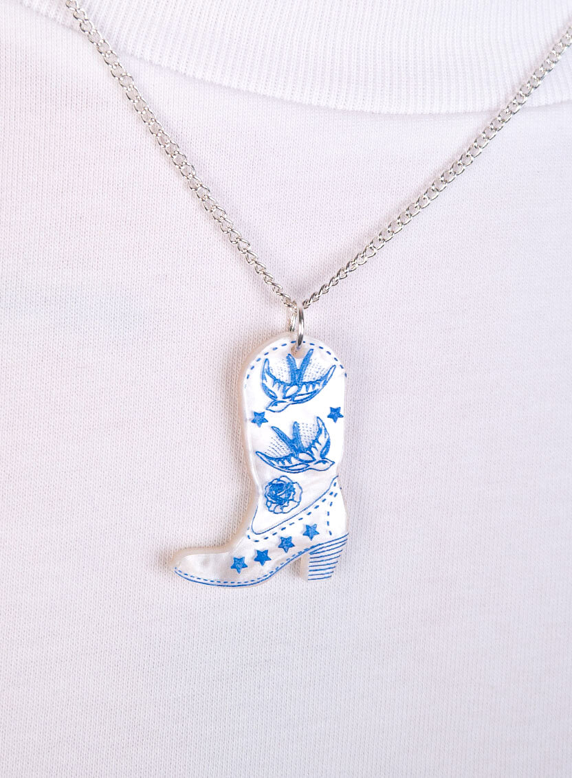 Cowboy Boot Pendant - Cream Pearl