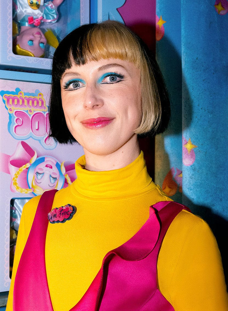 Tatty Devine x Rachel Maclean I'M FINE ƎW ƎꓥⱯS Brooch