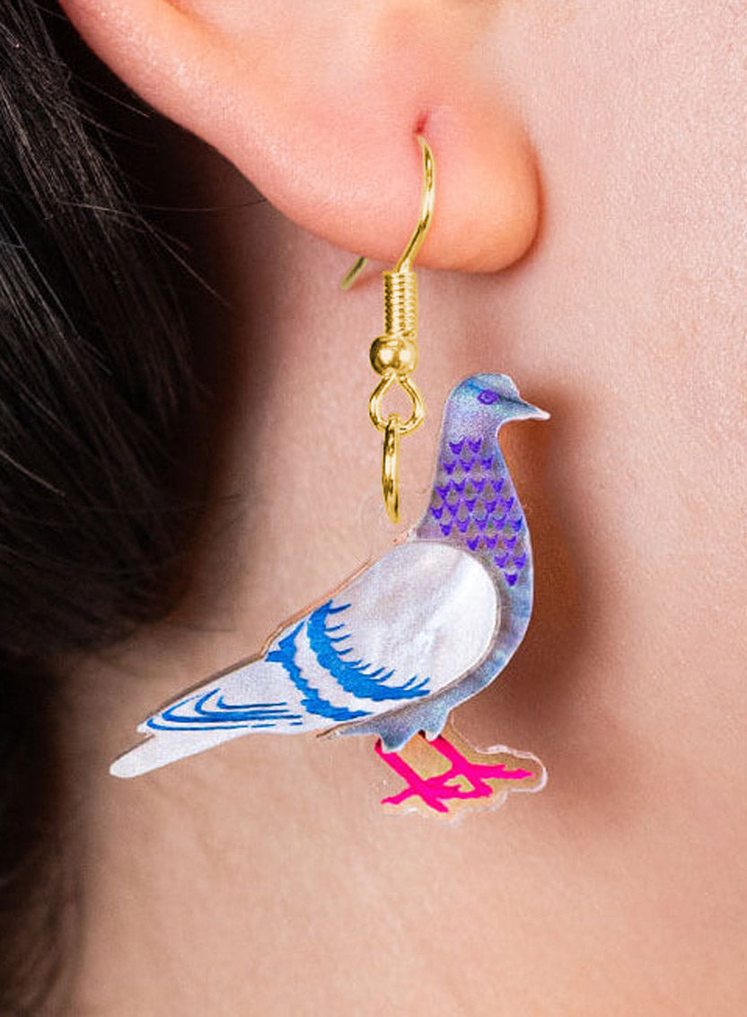 Pigeon Earrings Gold