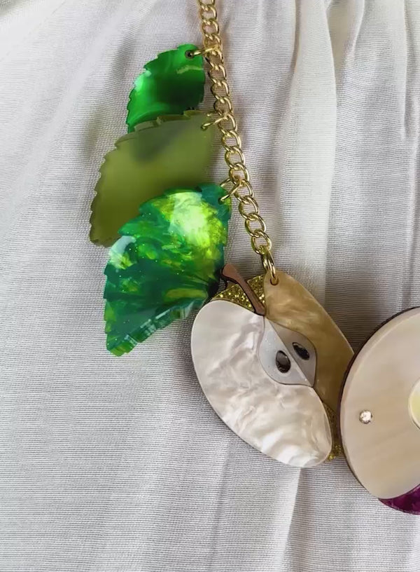 Apple Of Discord Necklace Video