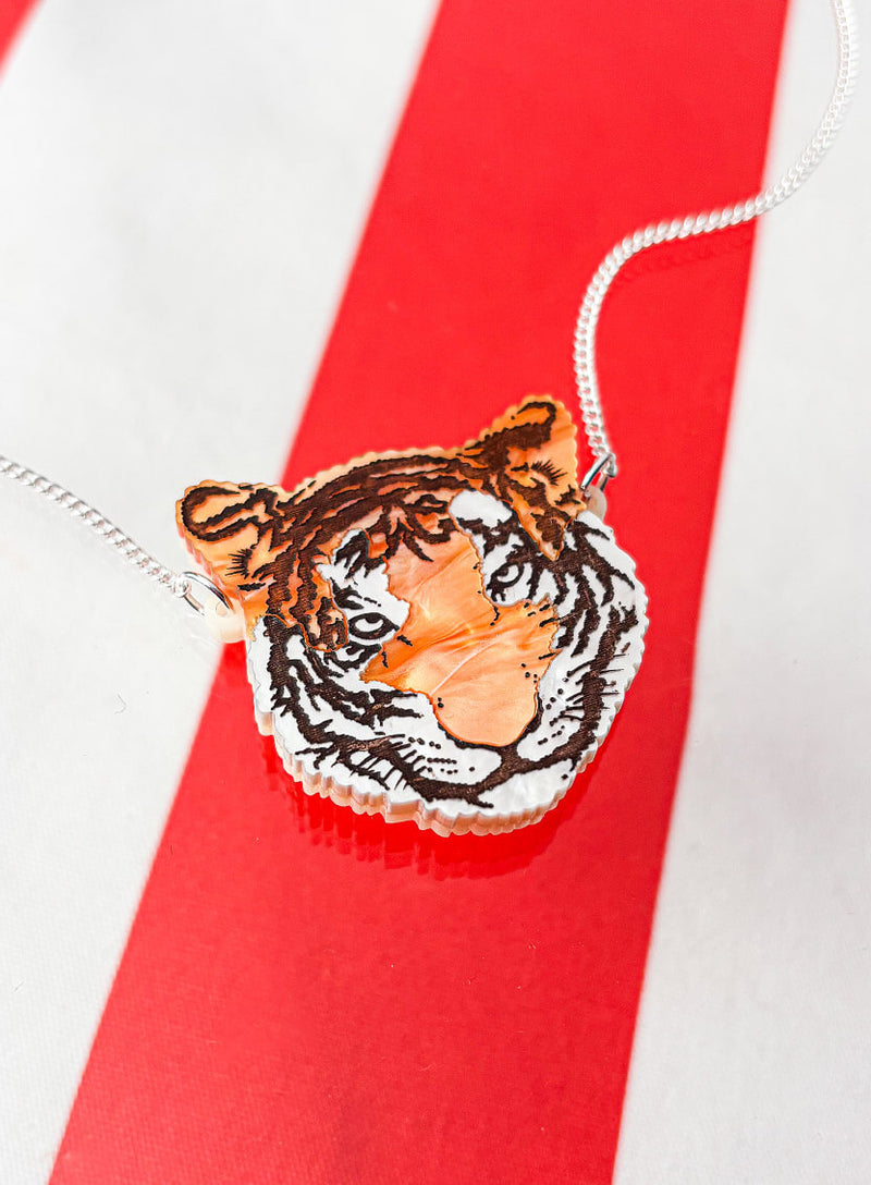 Tiger Small Necklace - Pearl Aryclic